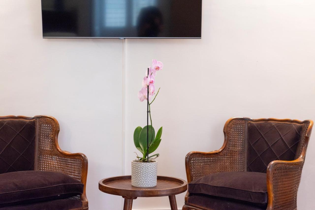 Modern Hospitality Naples Exclusive Stay Eksteriør bilde