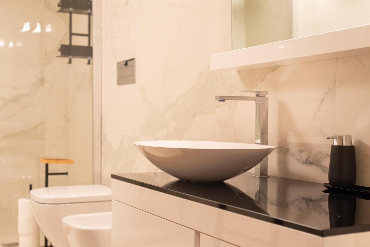 Modern Hospitality Naples Exclusive Stay Eksteriør bilde